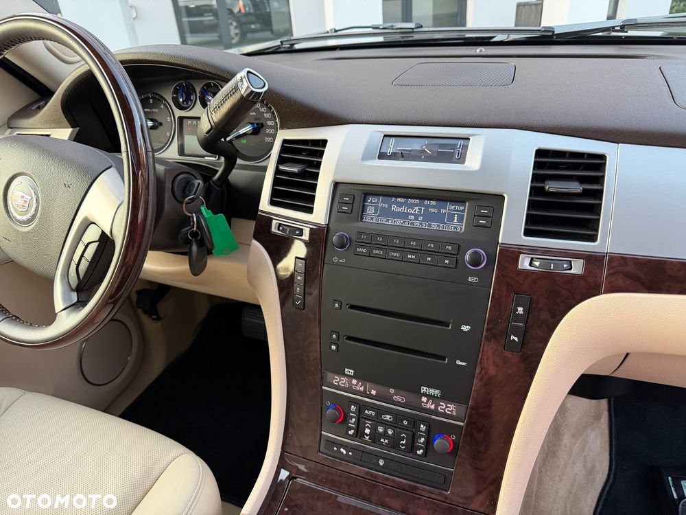 Cadillac Escalade 6.2 V8 Platinum - 29