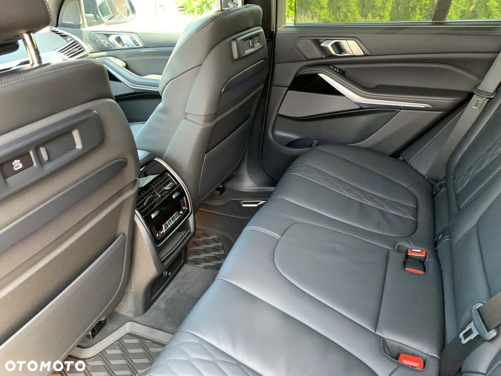 BMW X5 M M50d - 31
