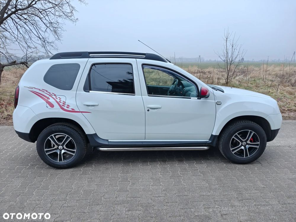 Dacia Duster 1.6 16V 4x2 Laureate - 26