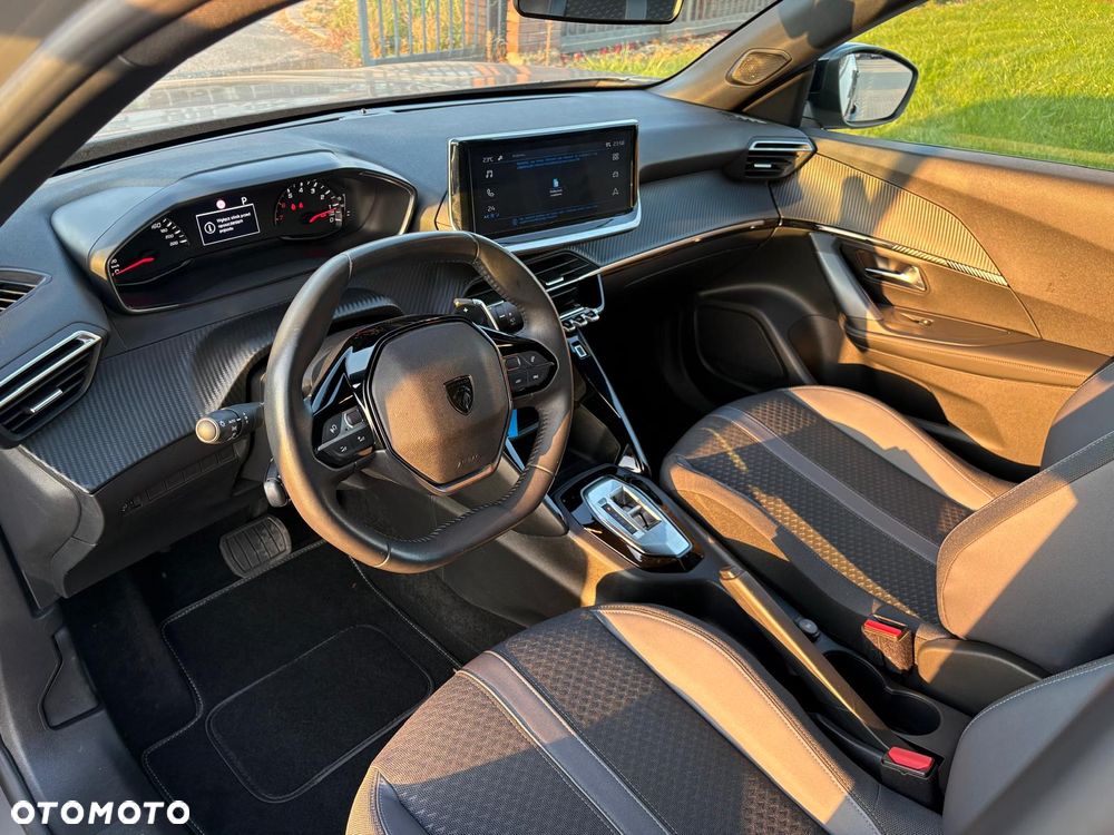 Peugeot 2008 - 15