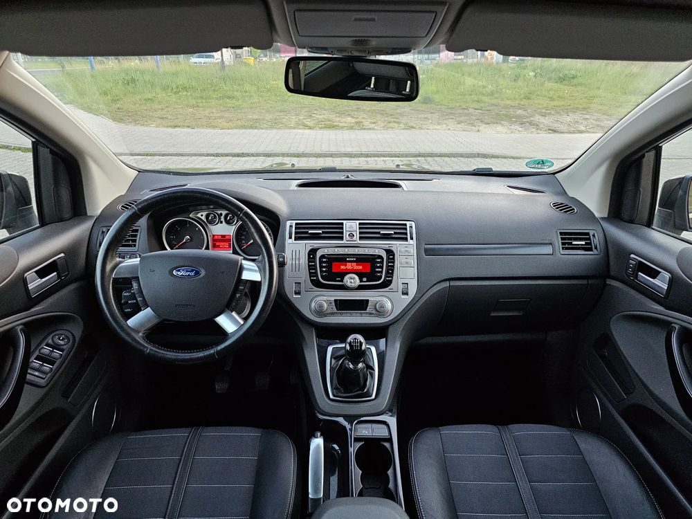 Ford Kuga 2.0 TDCi FWD Titanium - 6