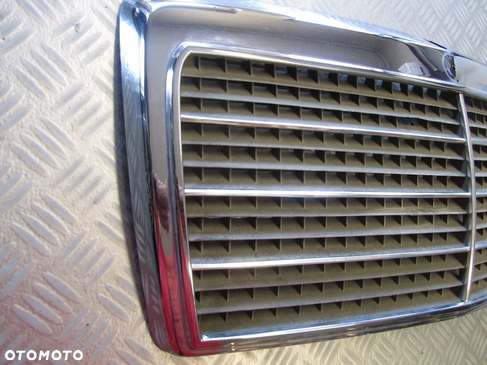 atrapa 1248800583 - 3