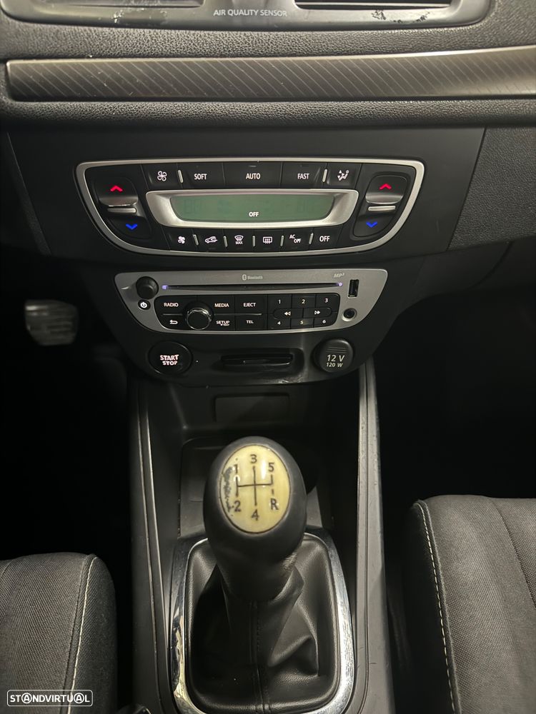 Renault Mégane dCi 90 FAP Paris - 25