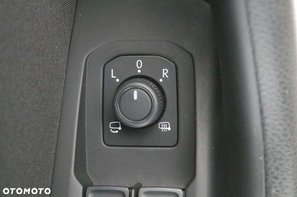 Volkswagen Passat Variant 2.0 TSI Business DSG - 28