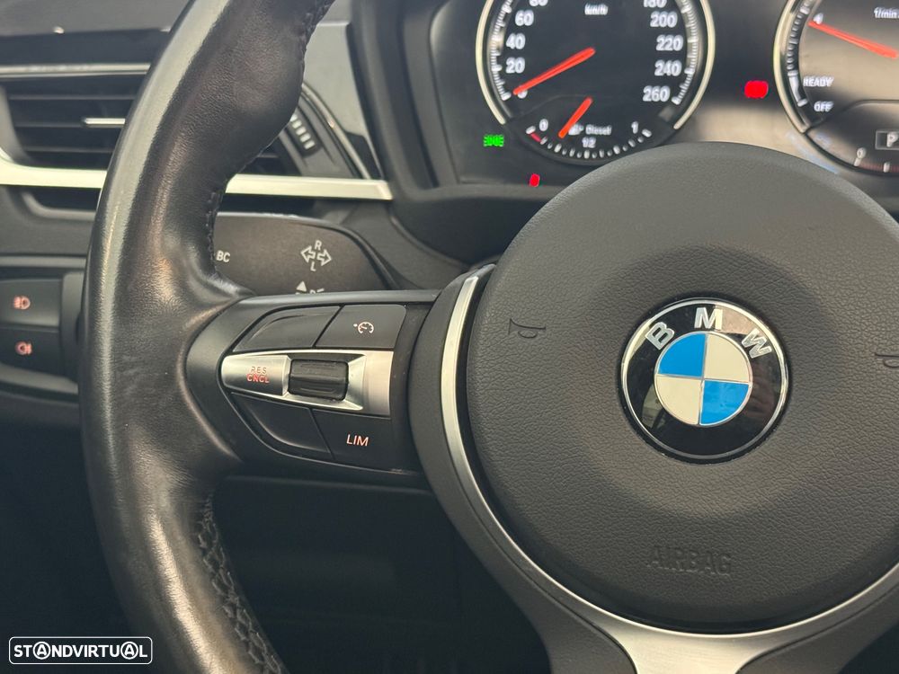 BMW X1 16 d sDrive Auto xLine - 12