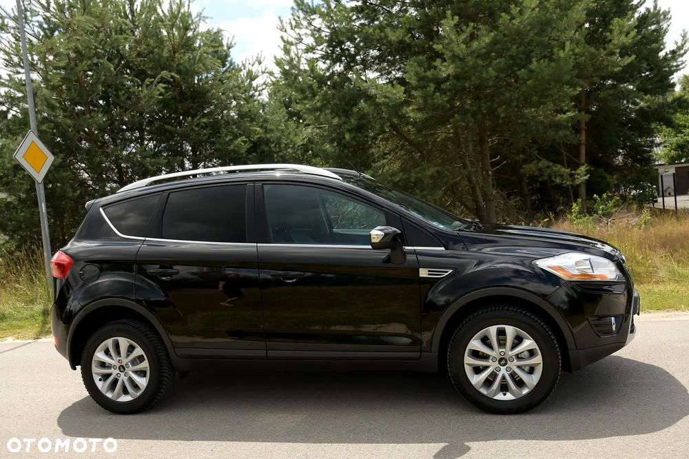 Ford Kuga 2.0 TDCi 2x4 Titanium - 9