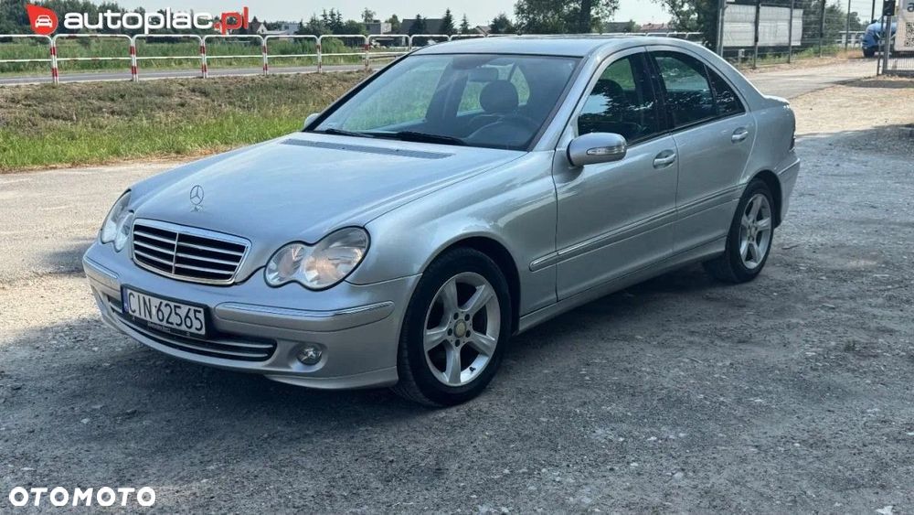Mercedes-Benz Klasa C - 32