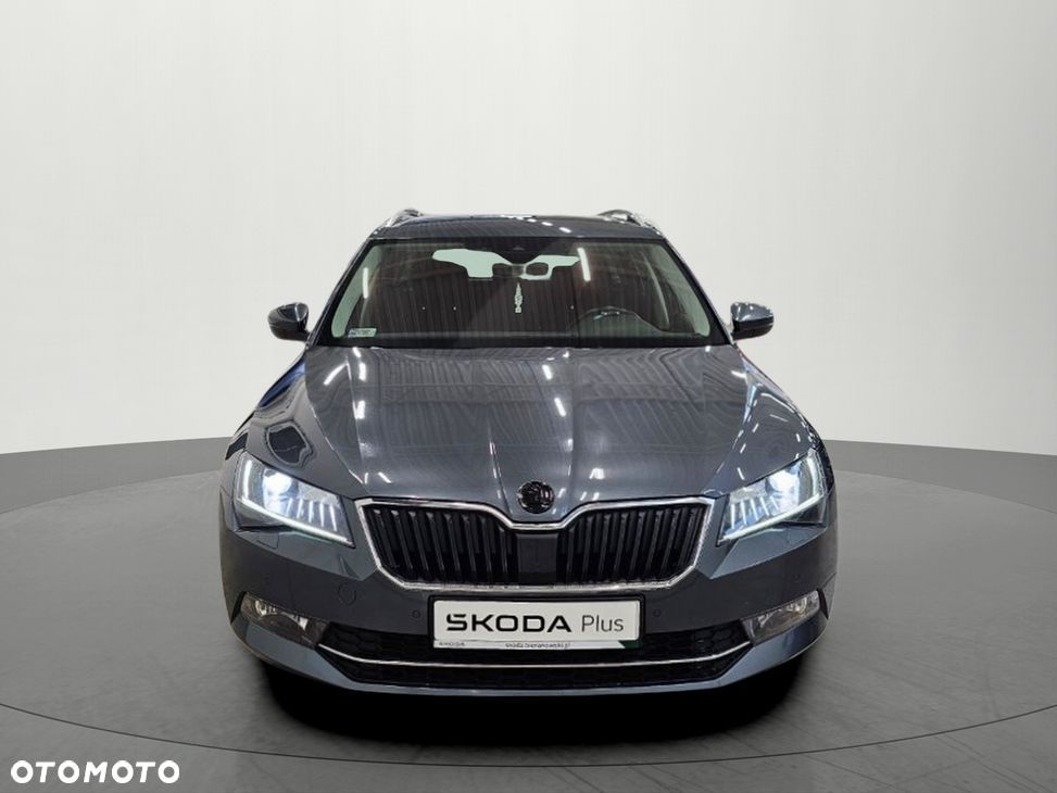 Skoda Superb 2.0 TDI 4x4 Style DSG - 3
