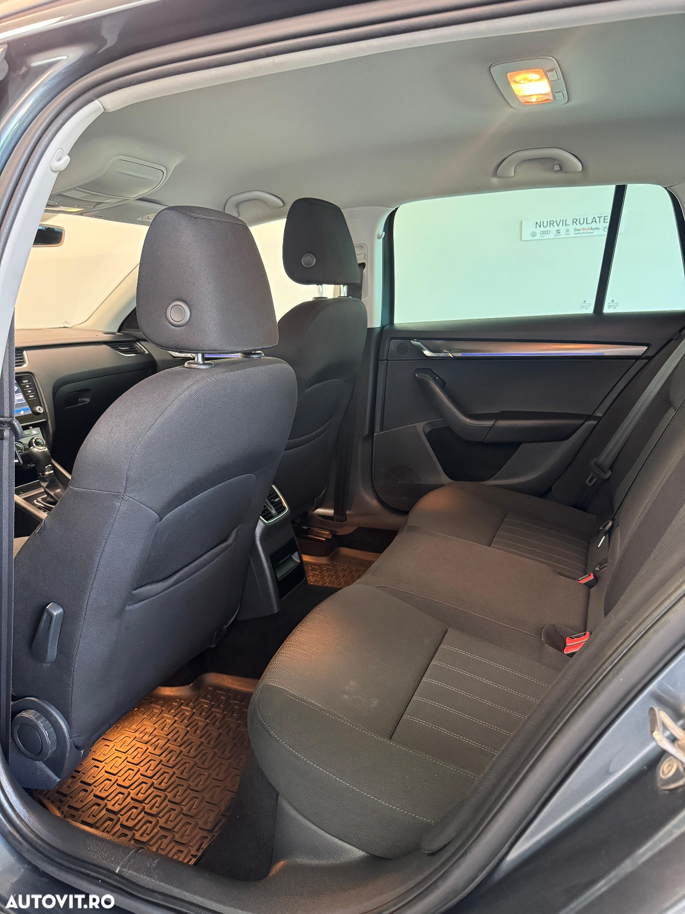 Skoda Octavia Combi Diesel 2.0 TDI DSG Style - 23