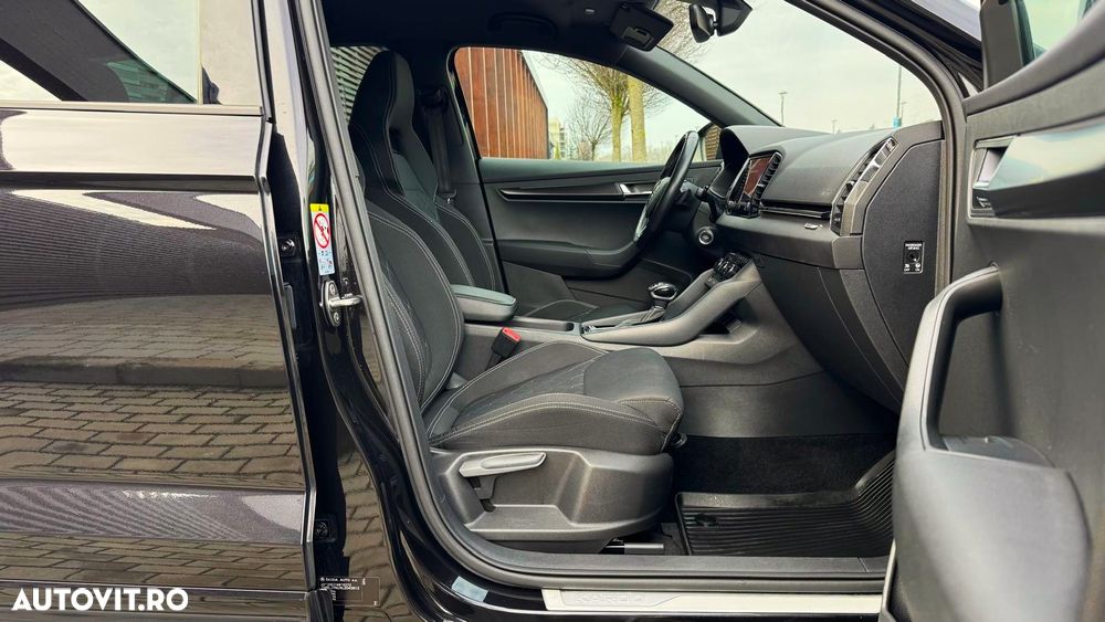 Skoda Karoq 2.0 TDI SCR 4x4 DSG Sportline - 23