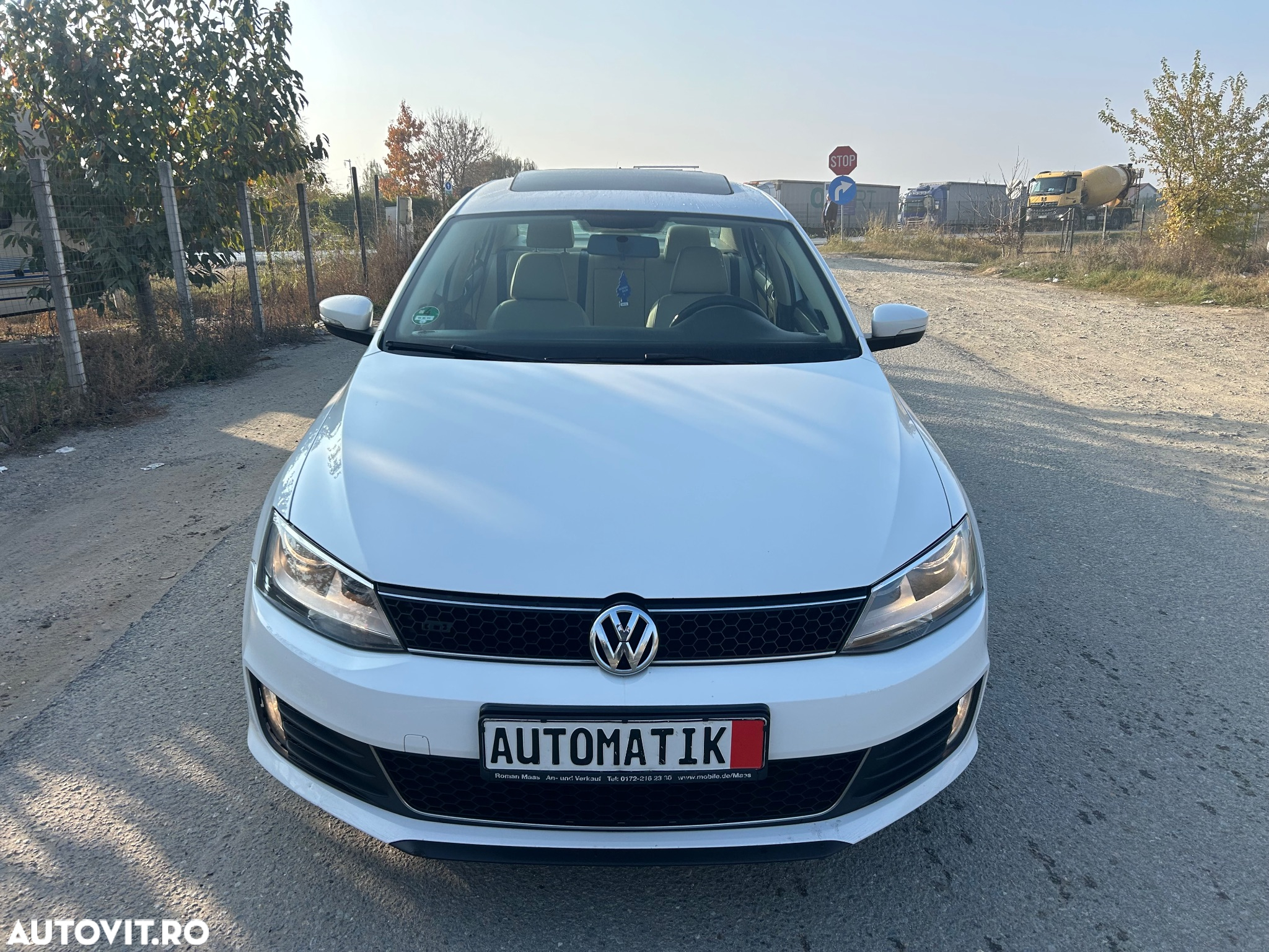 Volkswagen Jetta 2.0 TDI CR DPF DSG Highline - 4