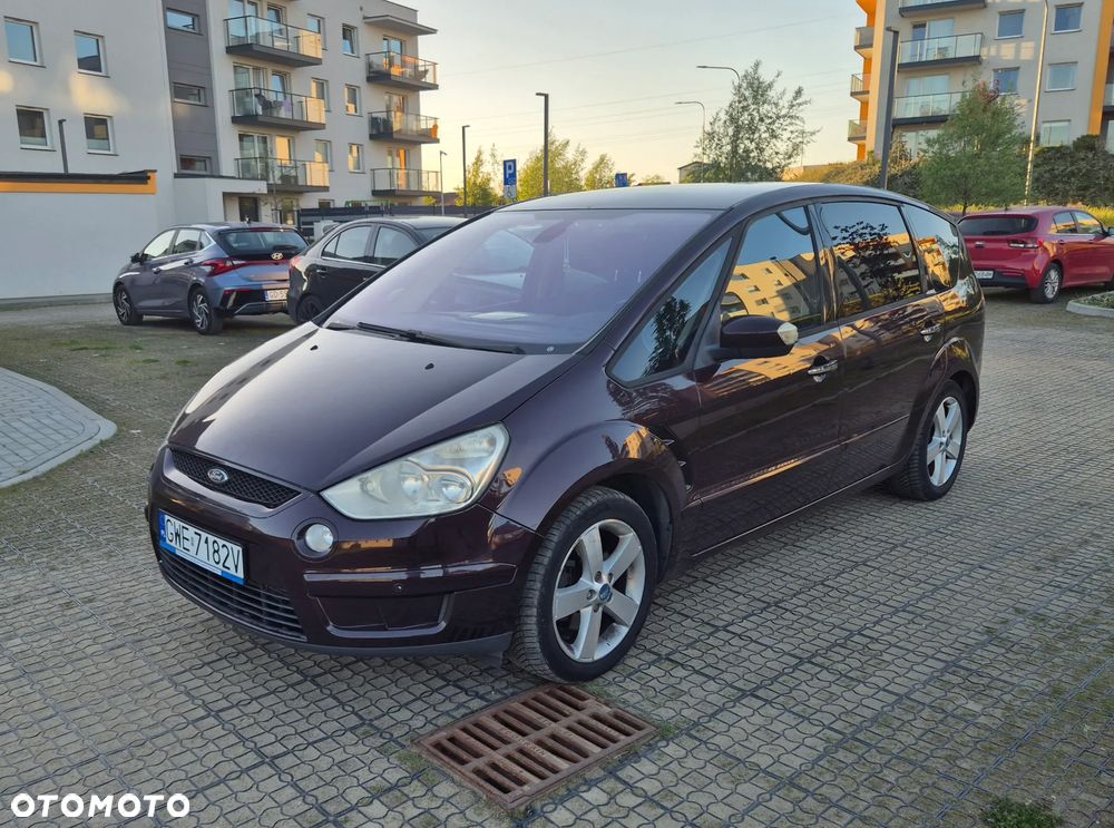 Ford S-Max 2.0 TDCi Titanium - 3