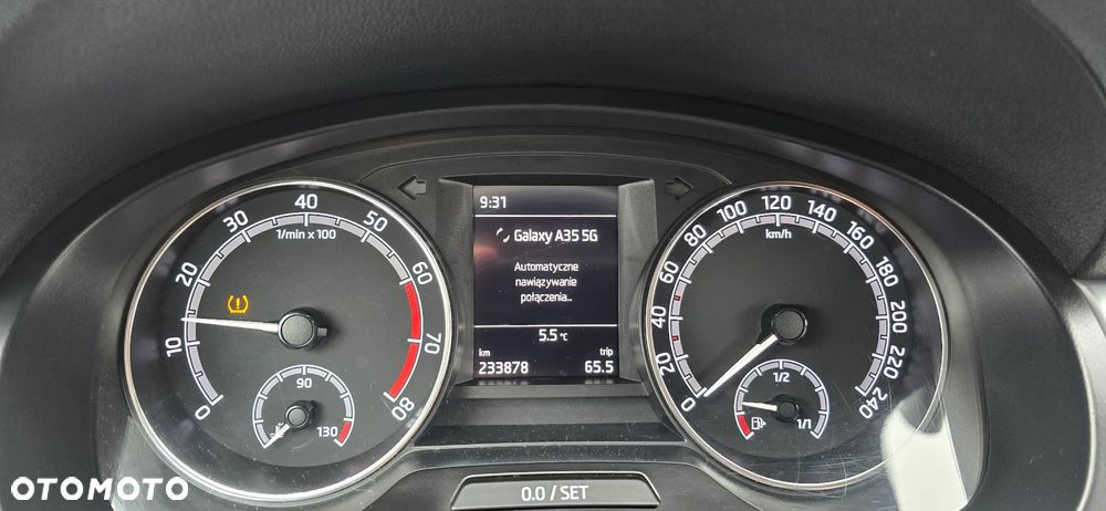 Skoda RAPID 1.0 TSI Ambition - 2