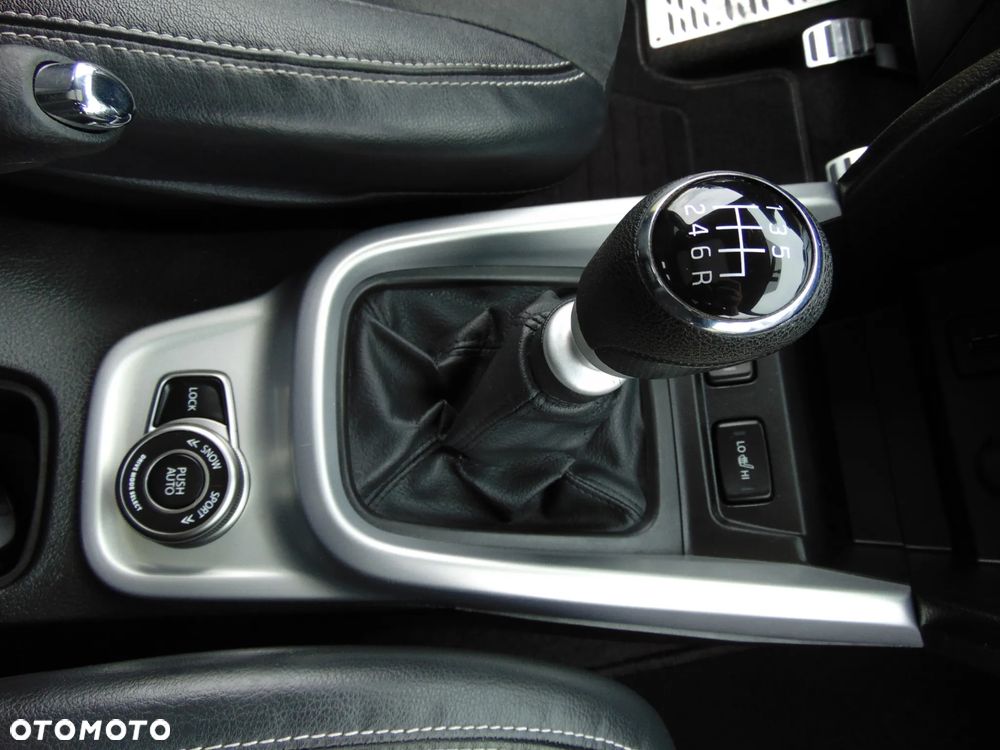 Suzuki Vitara 1.6 DDiS (4x4) Allgrip Comfort - 18