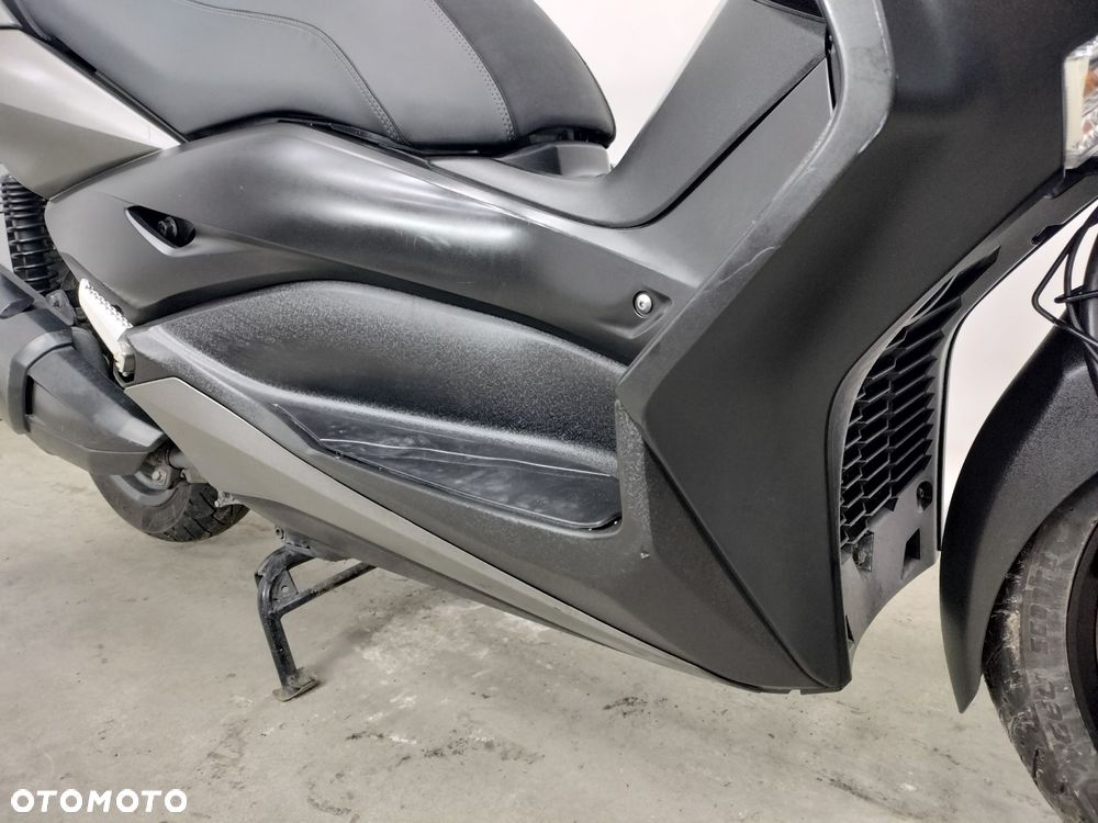 Yamaha X-max - 5