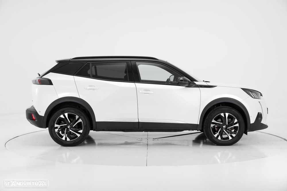 Peugeot e-2008 50 kWh GT - 3