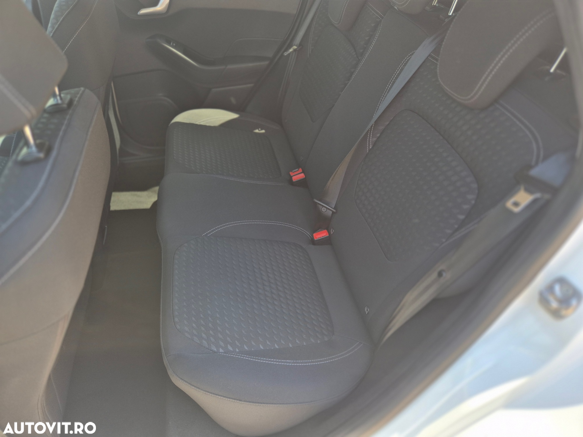 Ford Fiesta 1.0 EcoBoost Titanium - 19