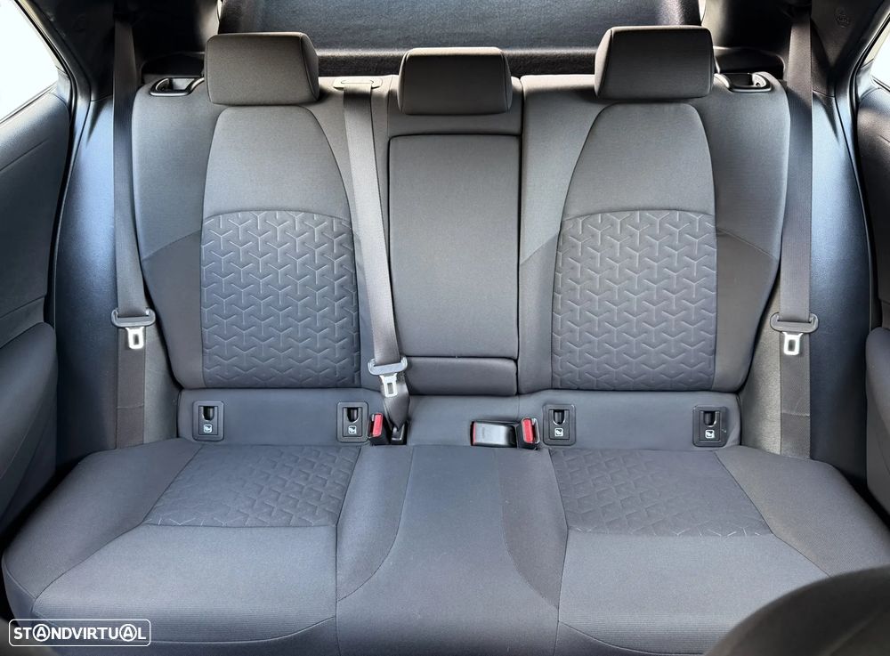 Toyota Corolla 1.8 Hybrid Comfort - 42