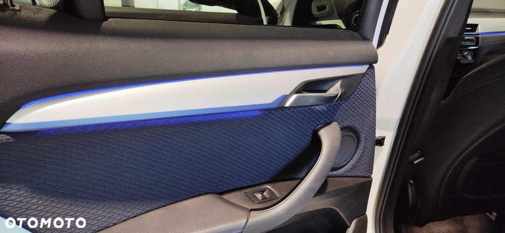 BMW X2 sDrive20i Advantage Plus - 20