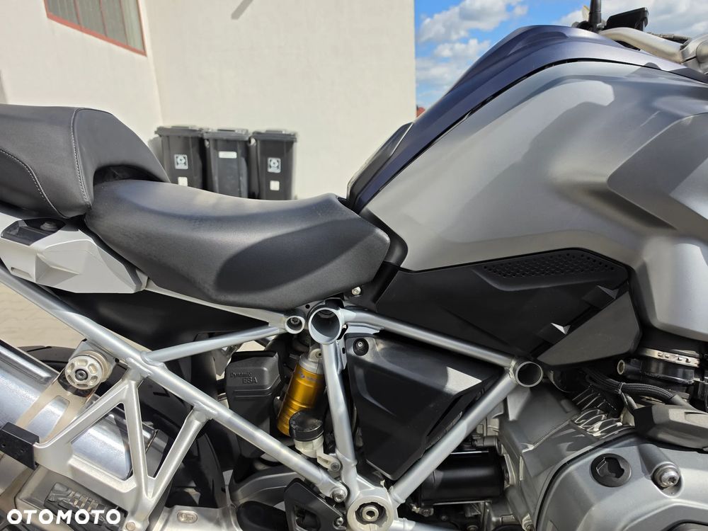 BMW R - 22