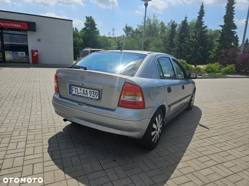 Opel Astra - 13