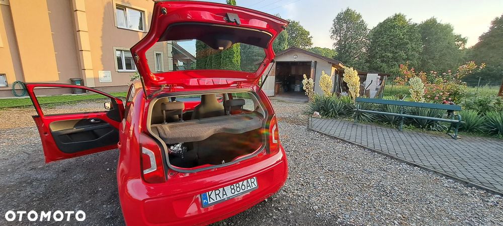 Volkswagen up! 1.0 high Perfectline - 15