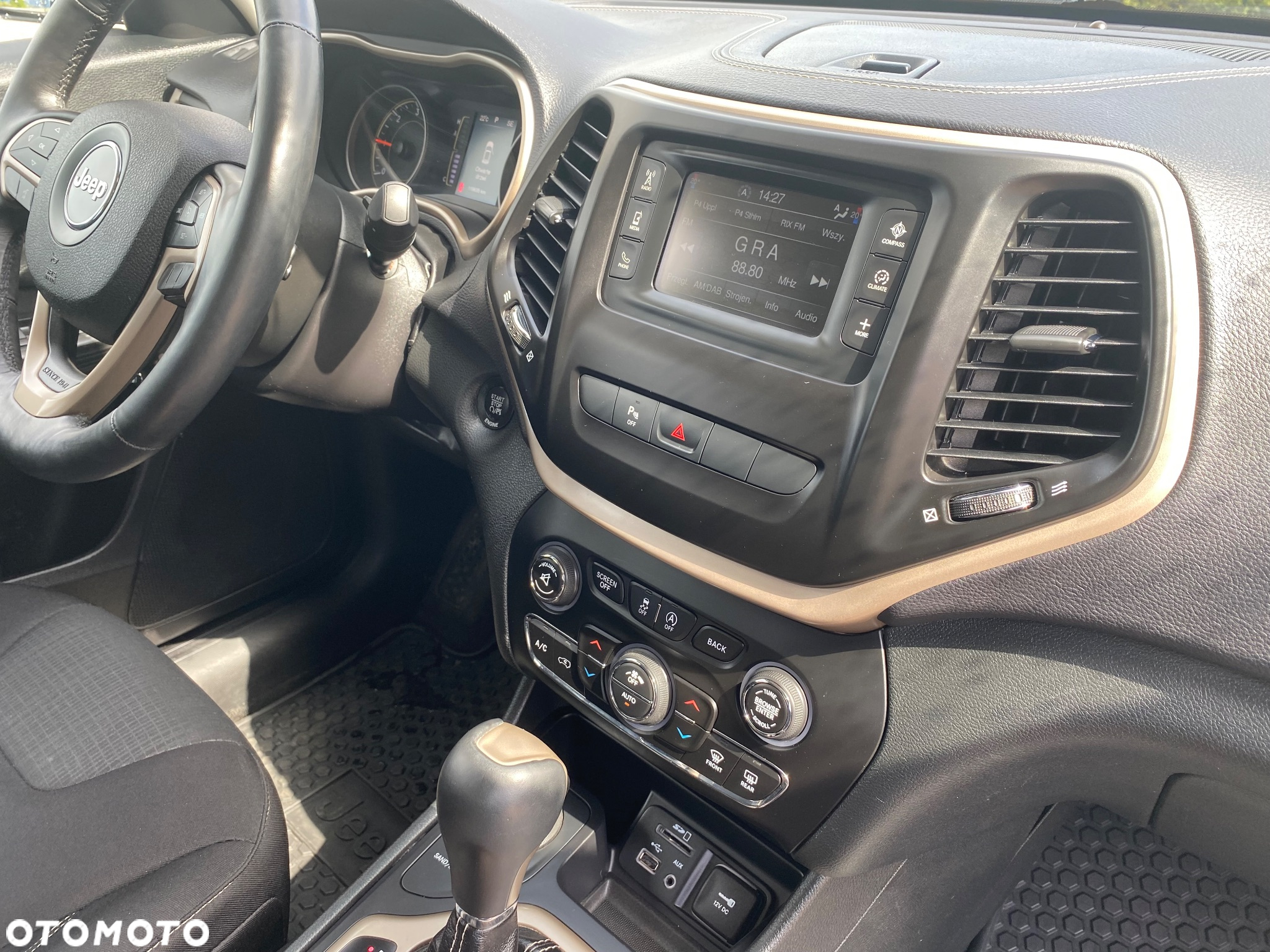 Jeep Cherokee 2.0 MJD Active Drive I Longitude - 20