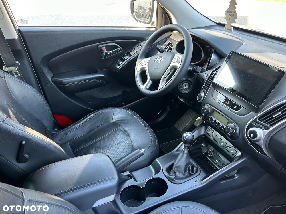 Hyundai ix35 - 15