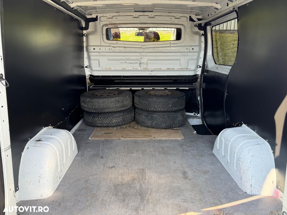 Renault Trafic ENERGY Start & Stop Combi L1H1 Expression - 9