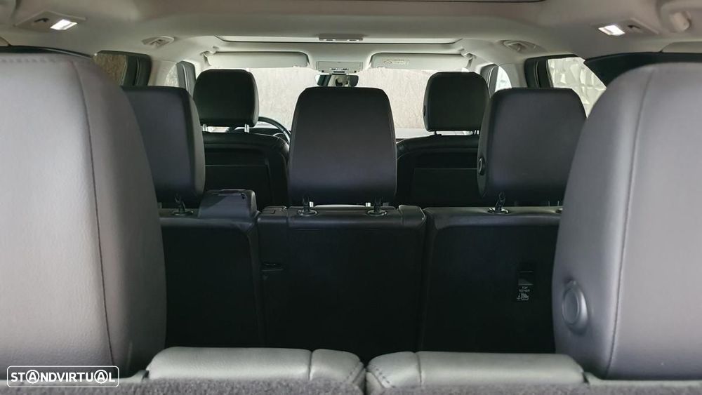Land Rover Discovery 2.0 SD4 HSE Luxury Auto — fotografia 17