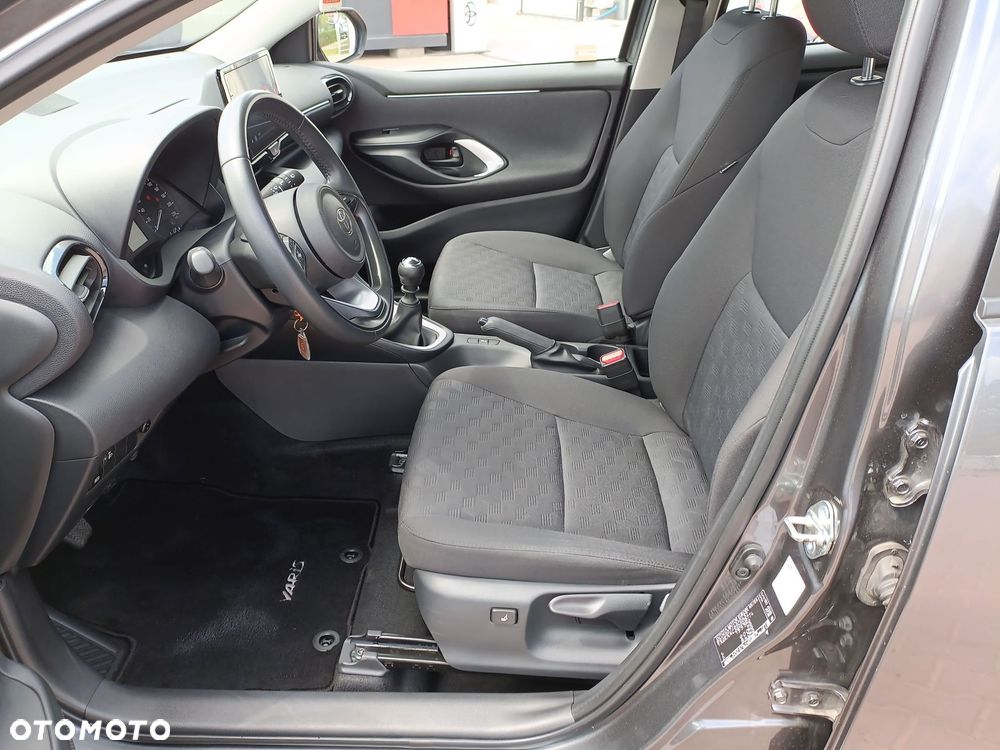 Toyota Yaris 1.5 Comfort - 10