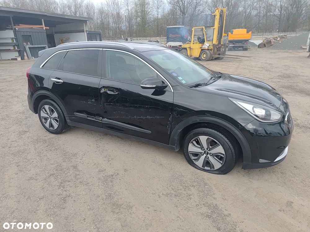 Kia Niro 1.6 GDI 2WD Vision - 2