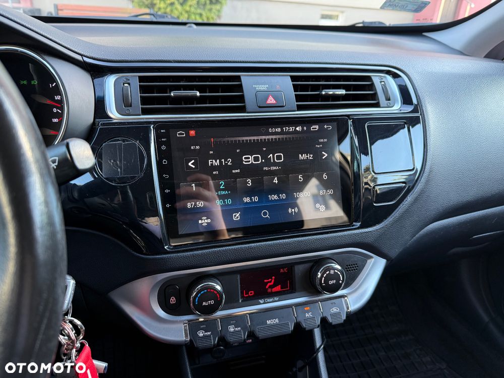 Kia Rio 1.4 XL - 6