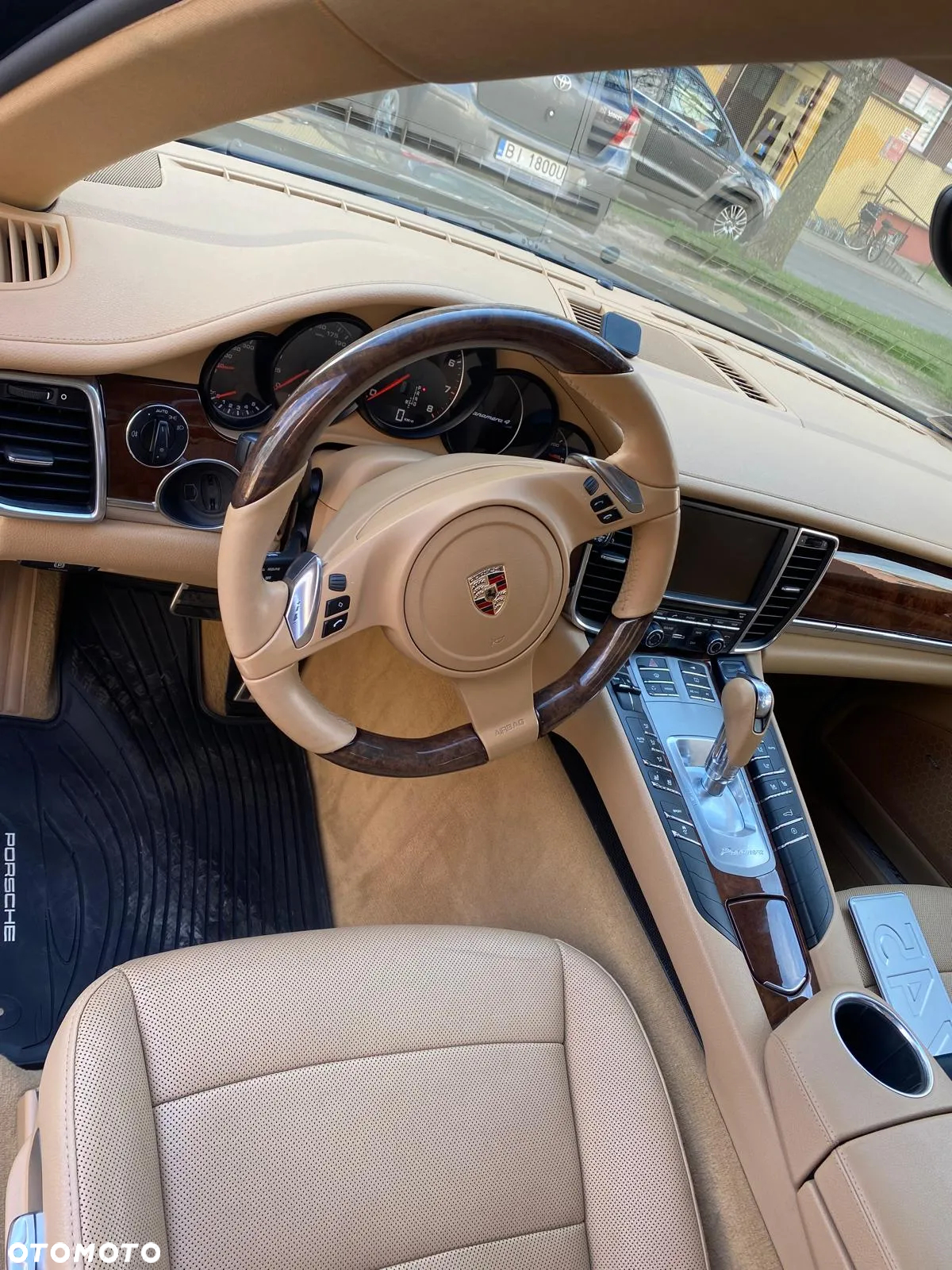 Porsche Panamera 4 PDK - 15