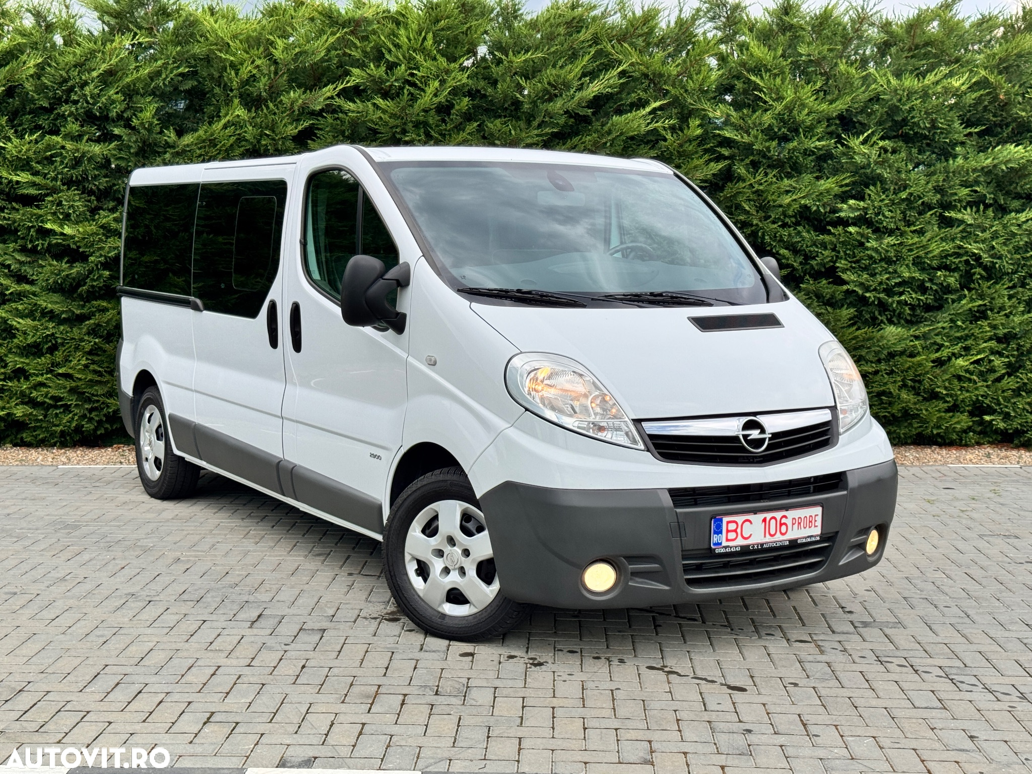 Opel Vivaro - 2
