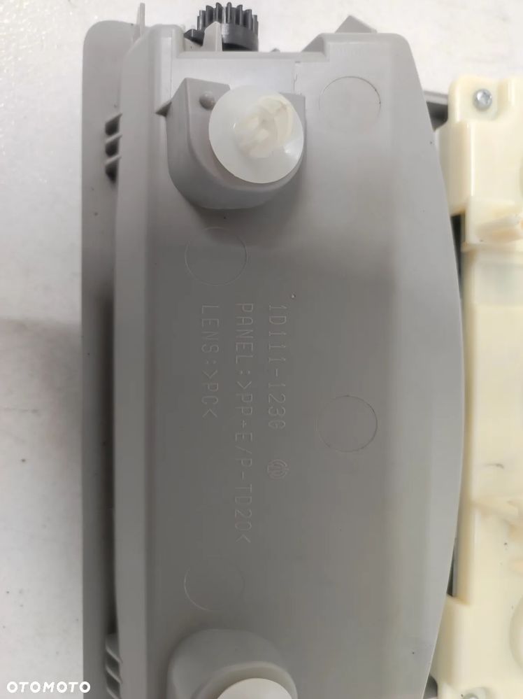 LAMPKA PODSUFITKI TOYOTA LAND CRUISER 150 J15 LIFT - 5