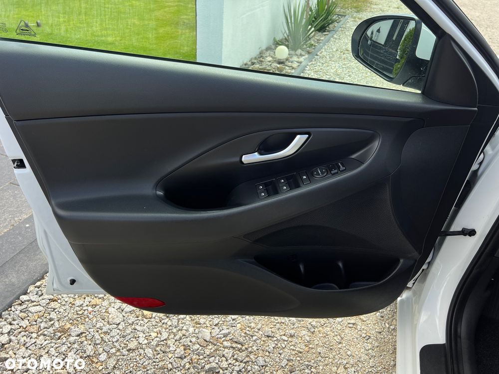 Hyundai i30 1.4 T-GDI Premiere Style - 27