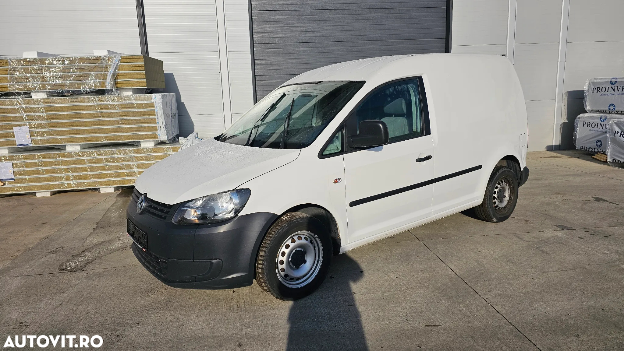 Volkswagen Caddy 1.6 TDi - 9