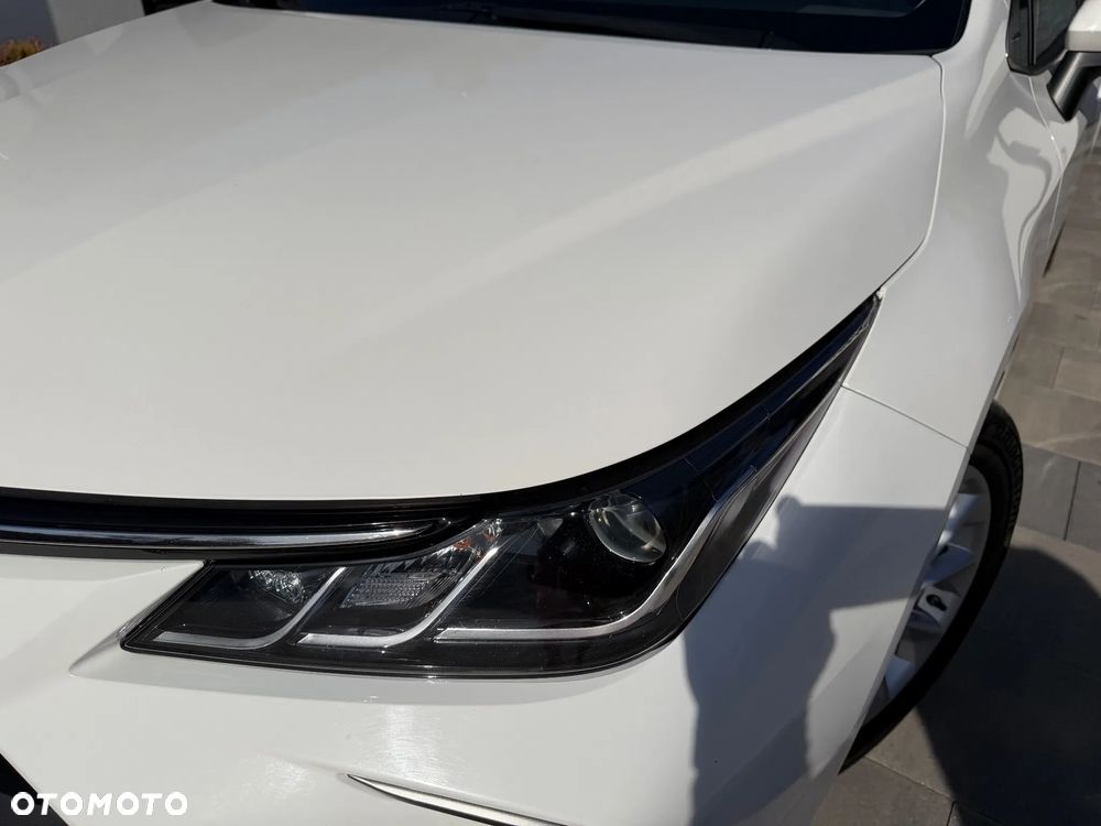 Toyota Corolla 1.8 Hybrid GPF Comfort - 13