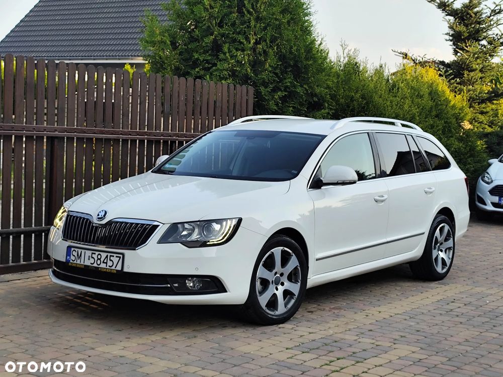 Skoda Superb 2.0 TDI DSG Elegance - 1