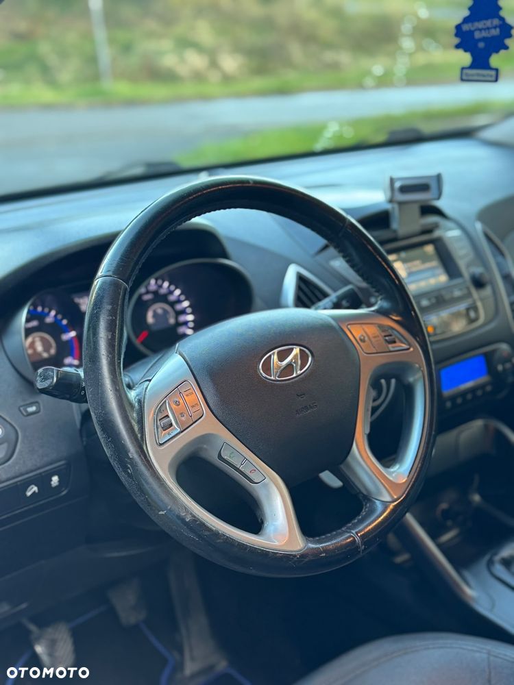 Hyundai ix35 - 11