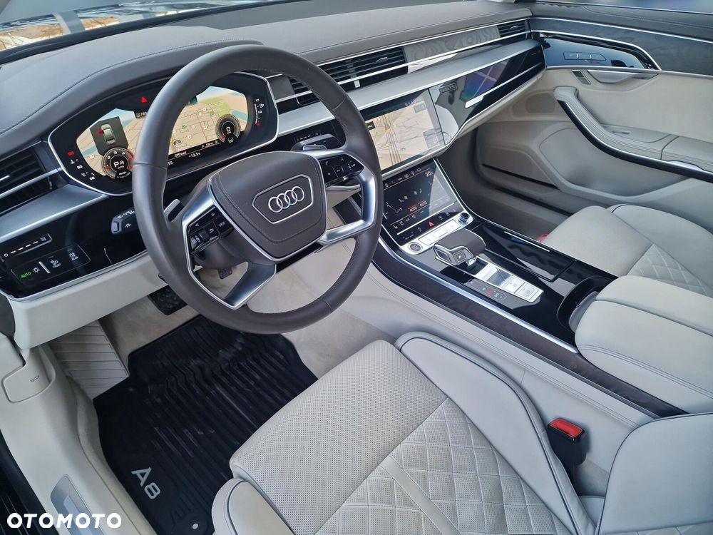 Audi A8 - 10