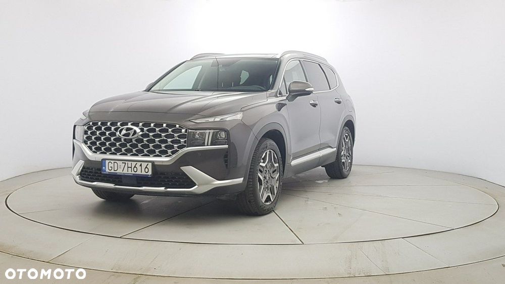 Hyundai Santa Fe - 3