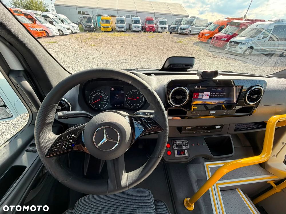 Mercedes-Benz Sprinter 519 - 27