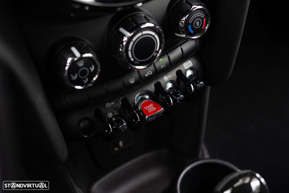 MINI 5 Portas Cooper Premium JCW Auto - 37