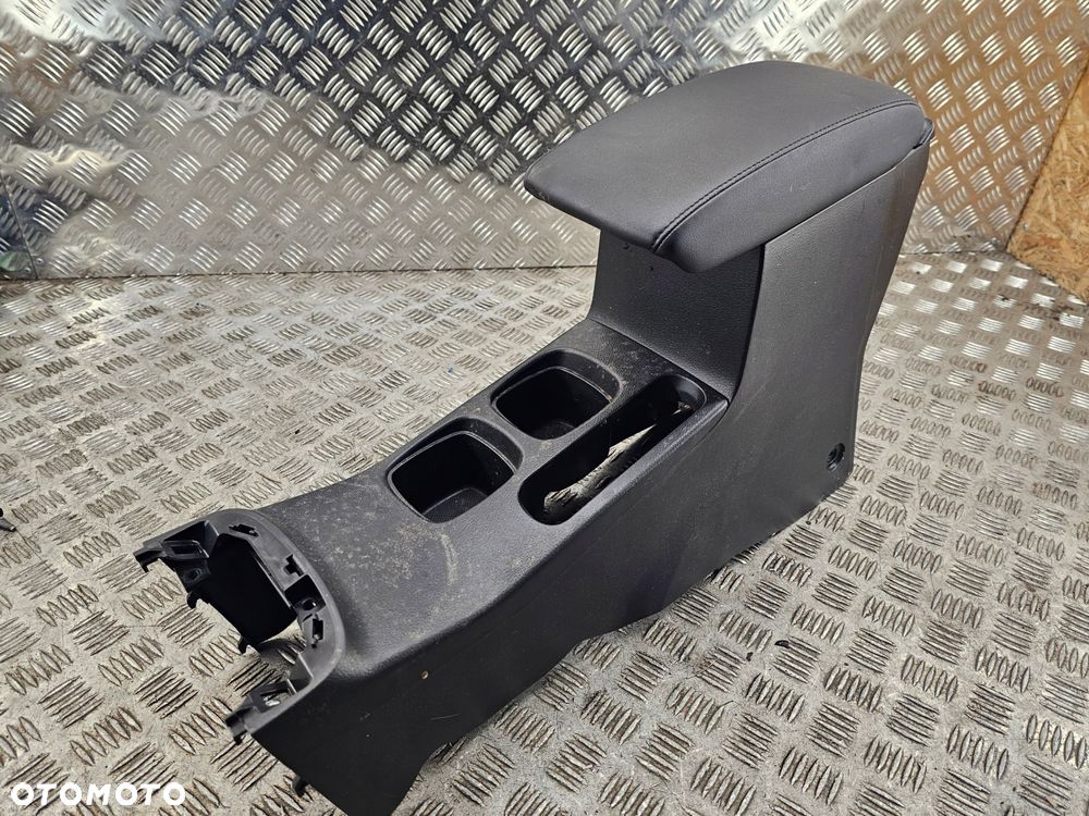podłokietnik tunel skóra suzuki sx4 s-cross 13-21 75850-61m0 europa - 3
