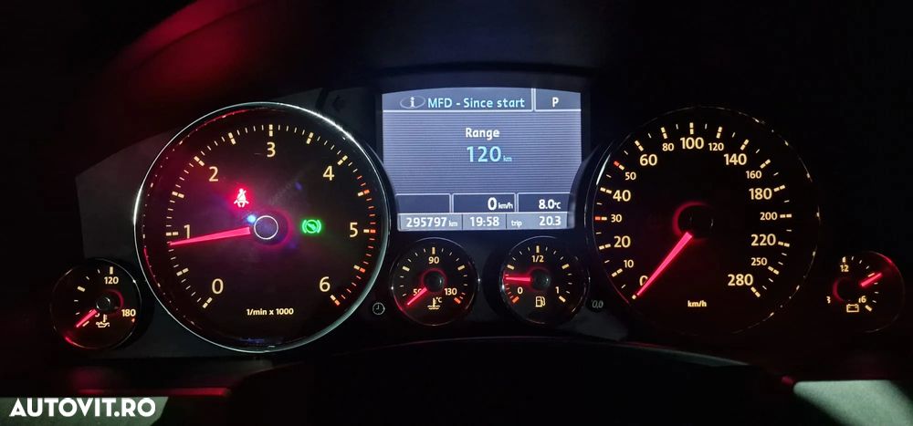 Volkswagen Touareg 3.0 V6 TDI DPF Automatik Individual - 9