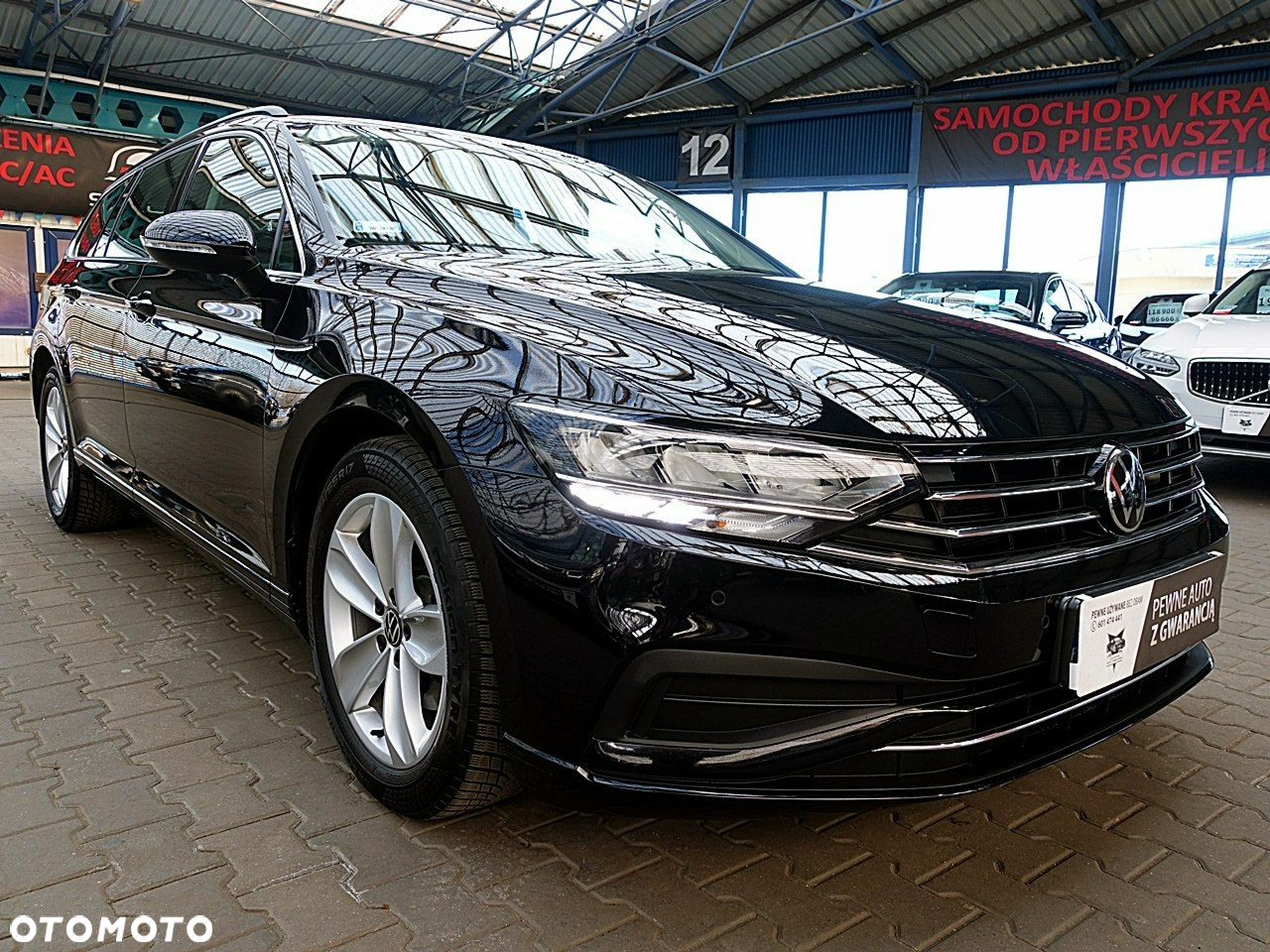 Volkswagen Passat - 8