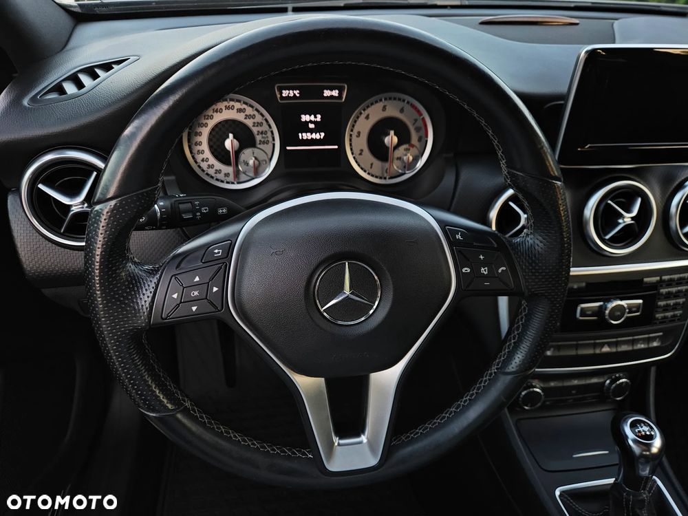 Mercedes-Benz Klasa A 200 (BlueEFFICIENCY) Urban - 38