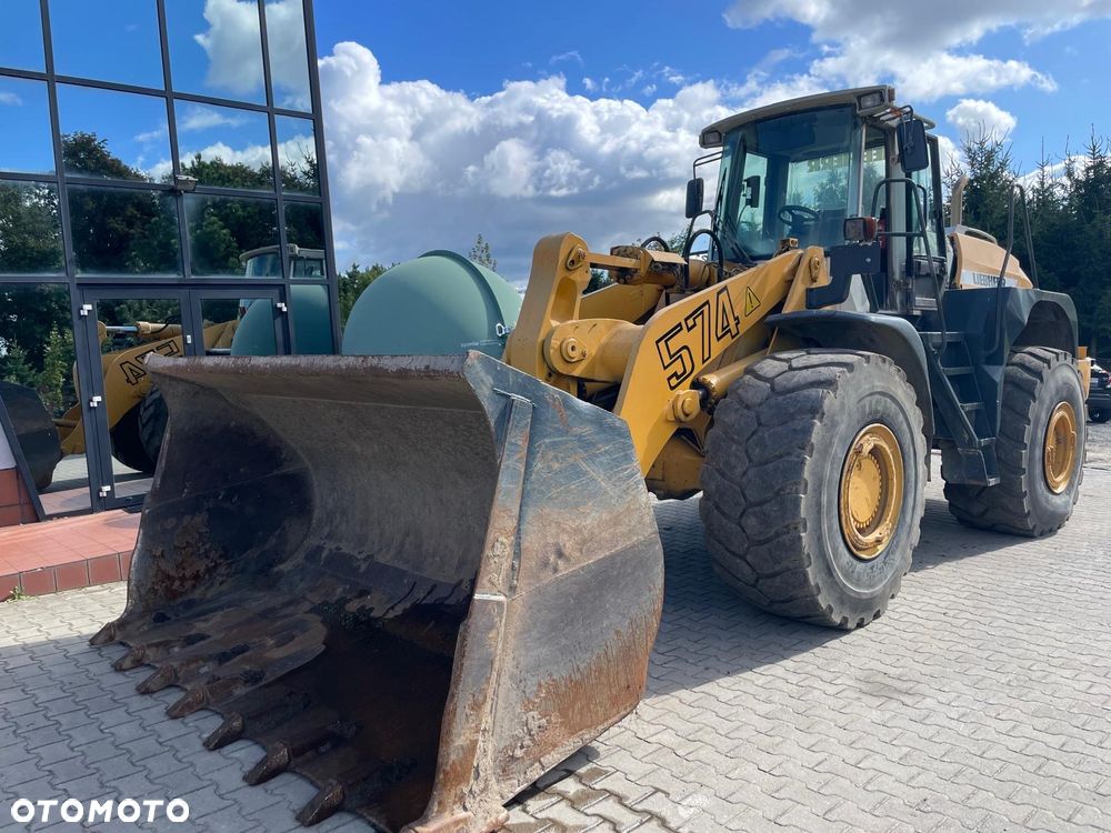 Liebherr L574 - 3